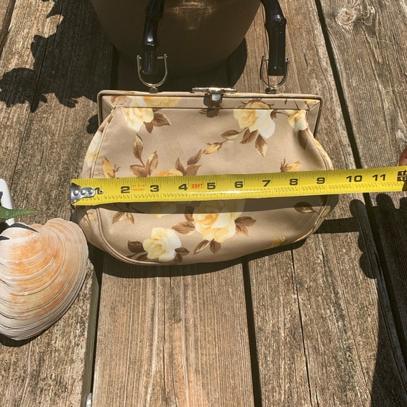 🌺Beautiful small yellow and cream floral tote 🌺 - Picture 2 of 7